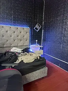 Paloma  LS online show from 04/21/26, 06:55