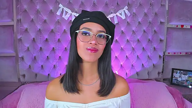 Harii 02 online show from 02/06/25, 04:10