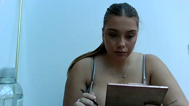 Krystal Tx online show from 10/16/25, 04:52