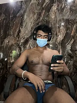 rony6663 online show from 10/19/25, 06:03