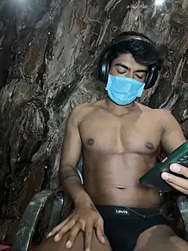 rony6663 online show from 12/19/25, 06:37