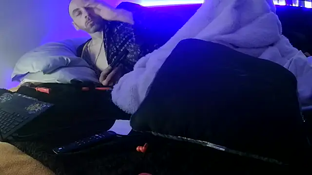 smokee parT903 online show from 02/14/25, 05:36