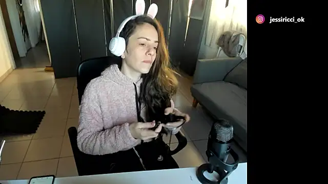 jessiburningheels online show from 03/12/25, 11:09