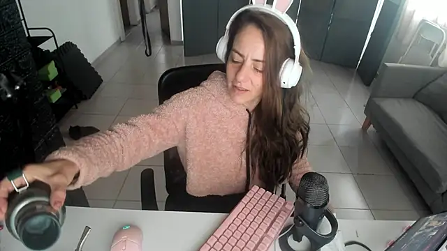 jessiburningheels online show from 03/16/25, 01:49