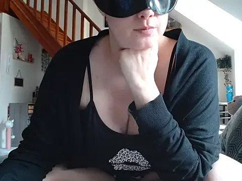 Lauzo21 online show from 06/11/26, 05:38