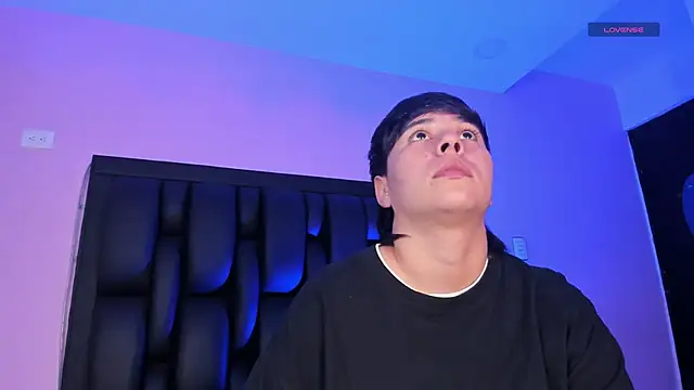 AbbySmiitth  online show from 03/11/25, 06:30