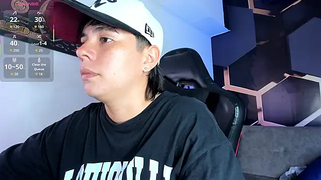 AbbySmiitth  online show from 10/21/25, 07:03