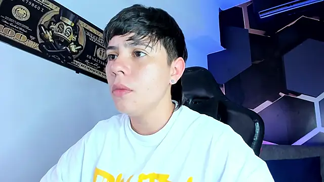 AbbySmiitth  online show from 11/22/25, 12:04