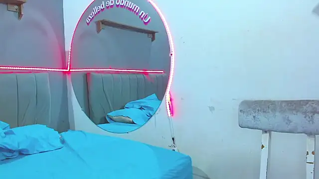 minimi naty online show from 01/15/25, 07:23