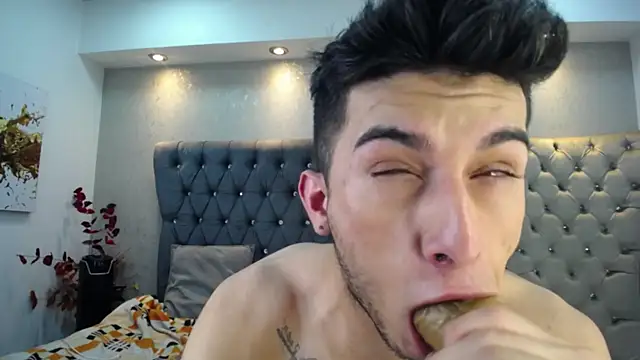 MrWilliseo online show from 02/02/25, 11:11