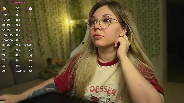 whoa-hoa-hoa-hoa-hoa online show from 03/20/26, 05:51