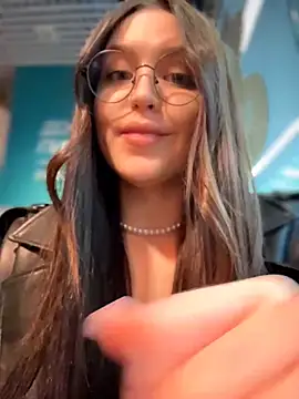 meow girl online show from 03/05/26, 01:07