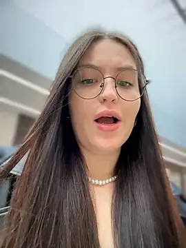 meow girl online show from 03/31/26, 10:48