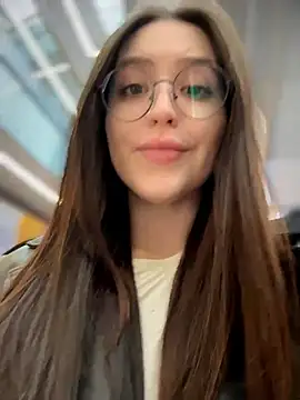 meow girl online show from 04/22/26, 11:01