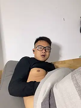 Snapshot of lixiaoshuai8 chatting on 03/06/25, 02:51 lixiaoshuai8 online show from 03/06/25, 02:51