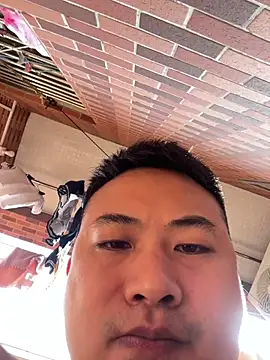 Snapshot of lixiaoshuai8 chatting on 12/22/25, 04:09 lixiaoshuai8 online show from 12/22/25, 04:09