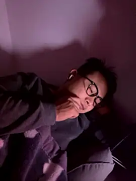 Snapshot of lixiaoshuai8 chatting on 01/15/26, 04:00 lixiaoshuai8 online show from 01/15/26, 04:00