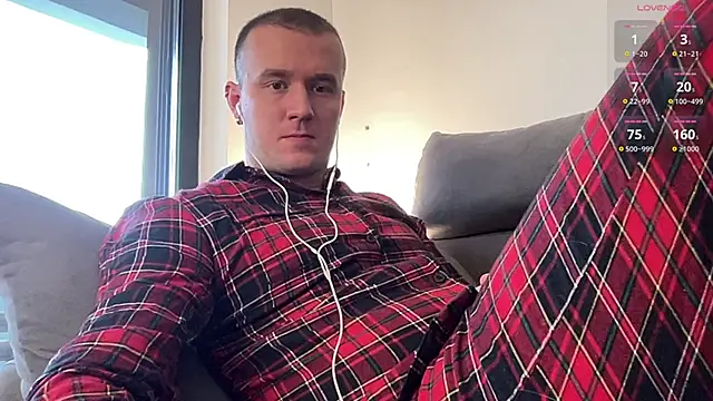 cute mark online show from 01/20/25, 09:13