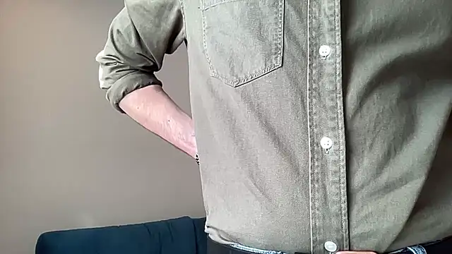 cute mark online show from 04/20/26, 11:35