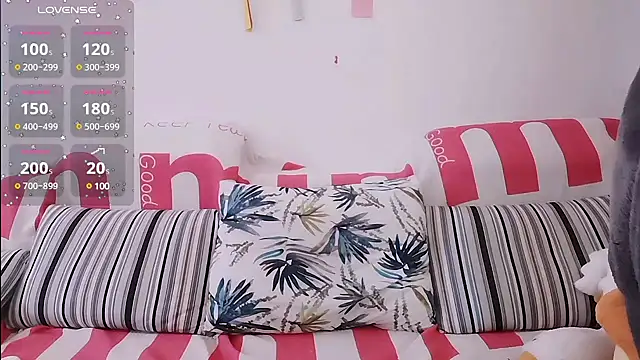 Snapshot of Kele-168 chatting on 12/18/24, 12:54 Kele-168 online show from 12/18/24, 12:54