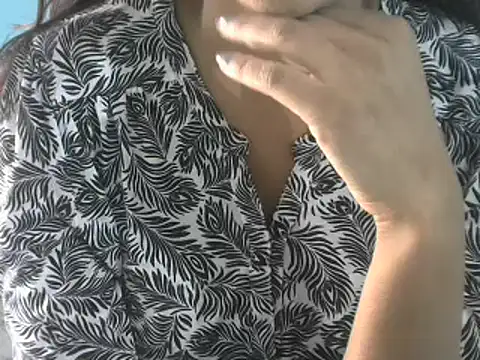 Snapshot of Nehasingh2024 chatting on 12/12/24, 05:52 Nehasingh2024 online show from 12/12/24, 05:52