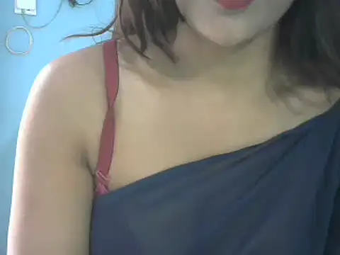 Snapshot of Nehasingh2024 chatting on 02/18/25, 05:53 Nehasingh2024 online show from 02/18/25, 05:53