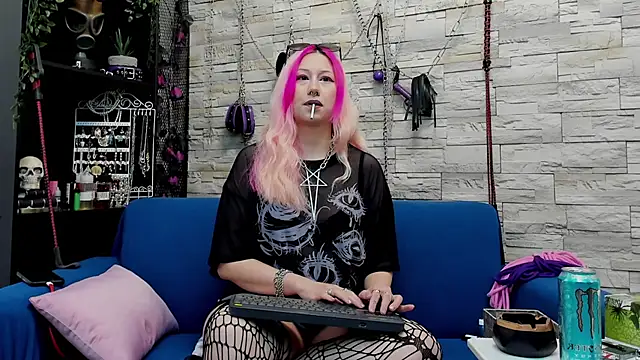 CruelMistress online show from 12/18/24, 02:10