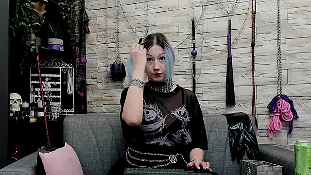 CruelMistress online show from 01/17/26, 01:32