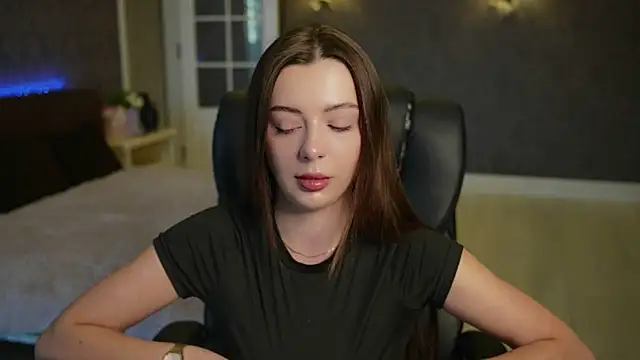 DinaCandy online show from 03/17/26, 08:17