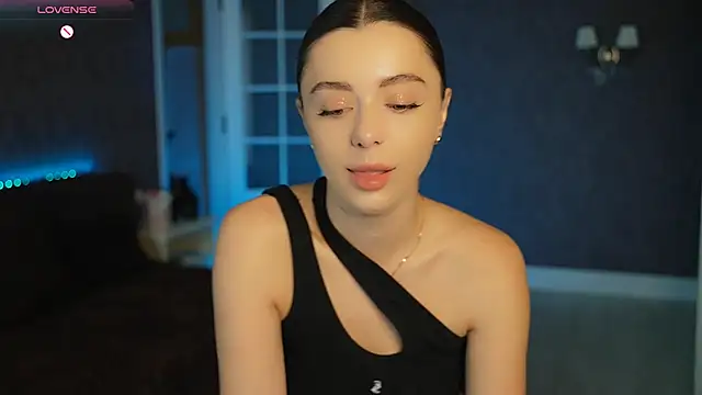 DinaCandy online show from 04/24/26, 07:00