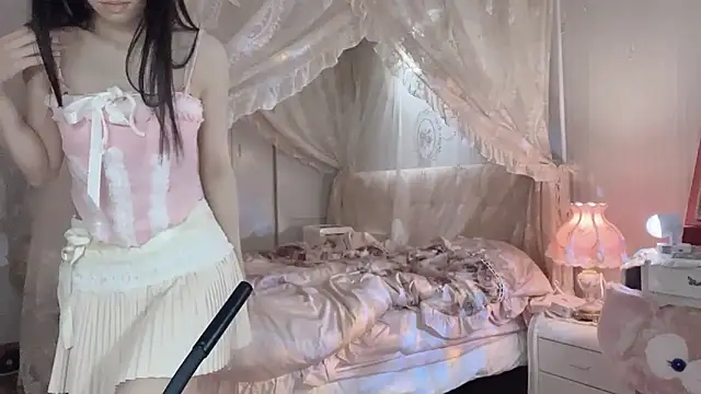 JennieKim RoseannePark online show from 12/15/24, 02:16