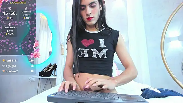 Venusflame   online show from 02/15/25, 03:17