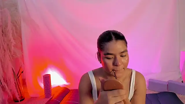 HayamiKioto online show from 09/16/25, 12:50