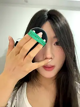 xyebobs online show from 11/17/25, 04:46