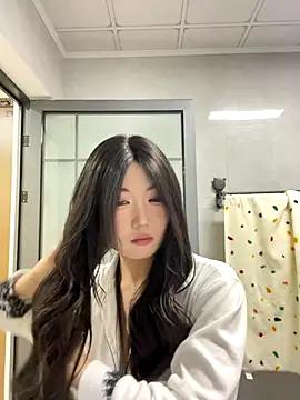 xyebobs online show from 12/19/25, 12:56