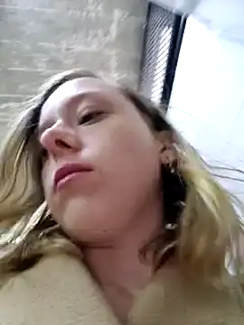 Public Katrisha online show from 12/25/24, 04:32