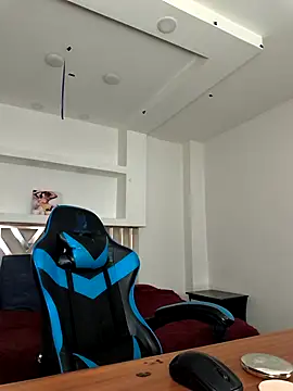 zoe connor19 online show from 11/27/25, 07:49