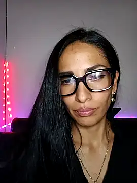 Snapshot of chloewildd_ chatting on 10/22/25, 04:24 chloewildd online show from 10/22/25, 04:24