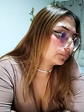 julieta baron online show from 09/29/25, 08:24