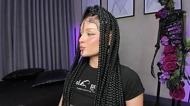 Morgan Hilll  online show from 10/05/25, 12:25