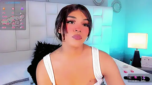 Snapshot of ValentinaMarinn chatting on 03/06/25, 11:53 ValentinaMarinn online show from 03/06/25, 11:53