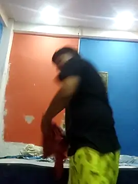 Snapshot of Tu_papi_69_ chatting on 11/24/25, 11:04 Tu papi 69 online show from 11/24/25, 11:04