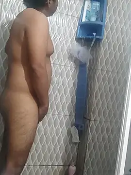 Snapshot of Tu_papi_69_ chatting on 02/16/26, 04:41 Tu papi 69 online show from 02/16/26, 04:41