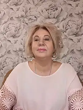 Snapshot of PALETT chatting on 12/08/24, 02:49 PALETT online show from 12/08/24, 02:49