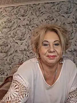 Snapshot of PALETT chatting on 12/13/24, 12:28 PALETT online show from 12/13/24, 12:28