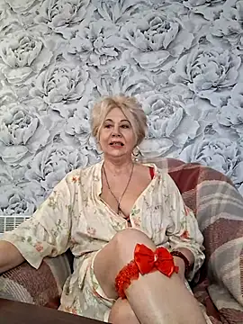 Snapshot of PALETT chatting on 02/22/25, 08:40 PALETT online show from 02/22/25, 08:40