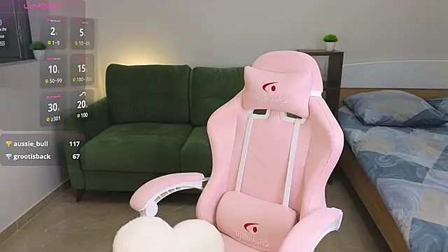 Eveleen Soleen online show from 12/05/24, 10:23