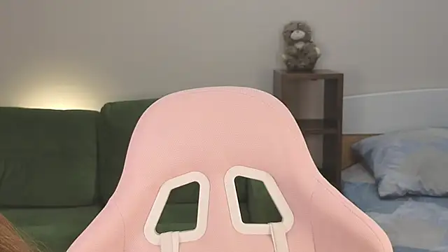 Snapshot of Eveleen_Soleen chatting on 01/31/26, 07:11 Eveleen Soleen online show from 01/31/26, 07:11