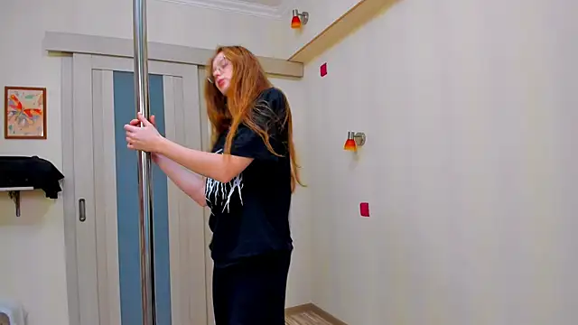 Fire Luna online show from 11/01/25, 05:31