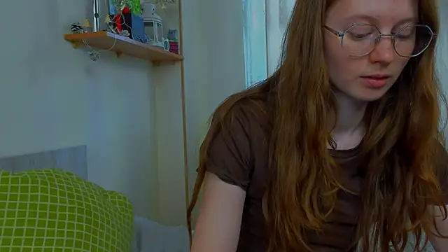 Fire Luna online show from 03/25/26, 09:04